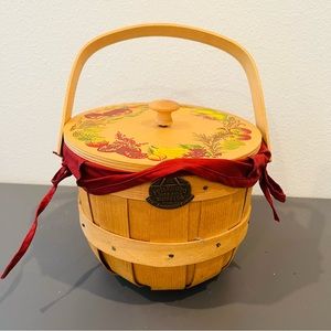 NWT Peterboro Basket 150th Anniversary Edition Music Box‎ Basket With Lid Liners